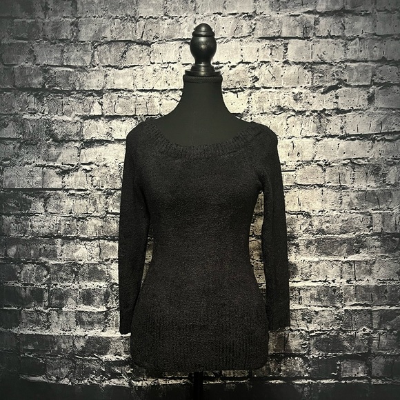 Suzy Shier Sweater - Picture 3 of 6